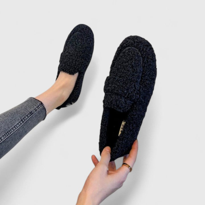 Solenne | Pantufas quentes com design elegante