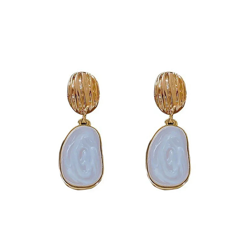 Brincos Vintage de Esmalte em Forma Oval