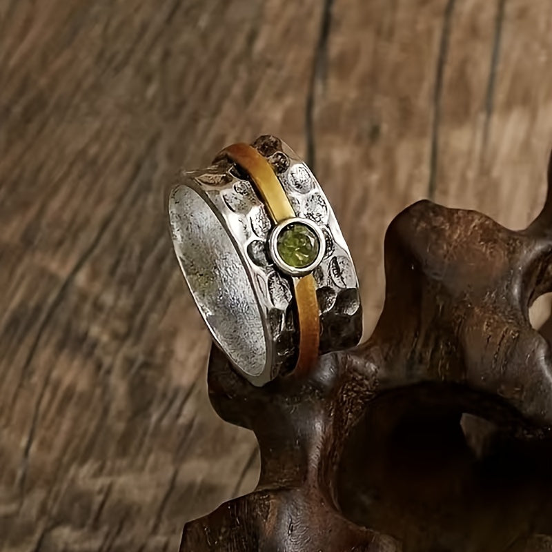 Anel Elegante com Zircônia Verde