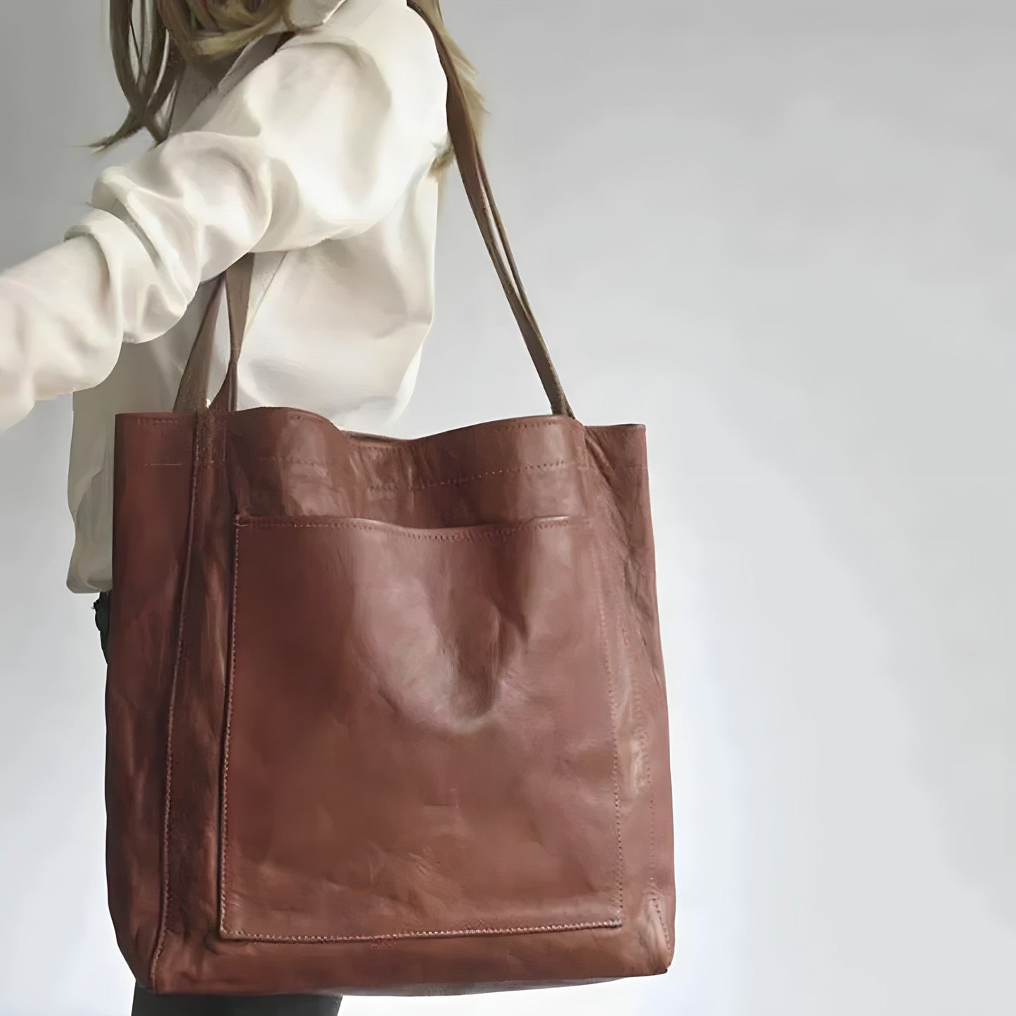 Carol - Bolsa Tote de Couro Moderna e Chic