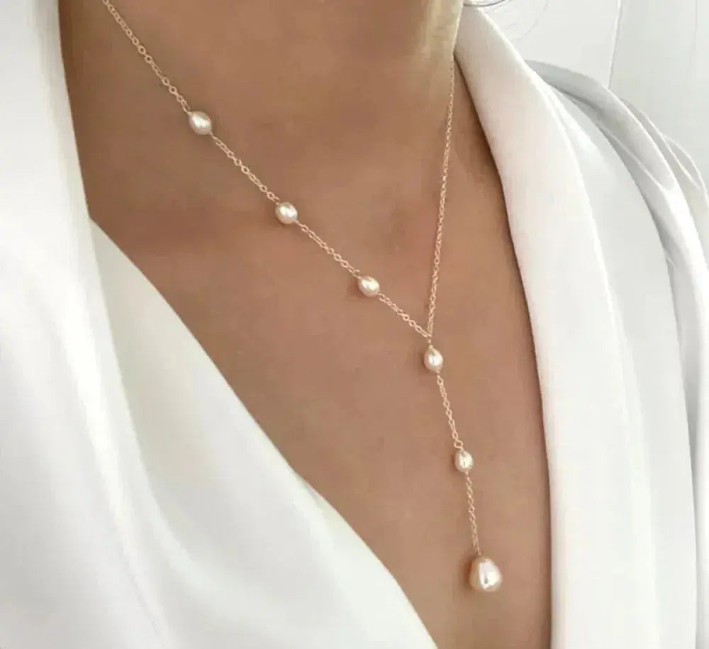 Colar Pendente Vintage Elegante com Pérolas