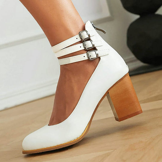 Sapatos de Salto com Fivela Tripla Jadara