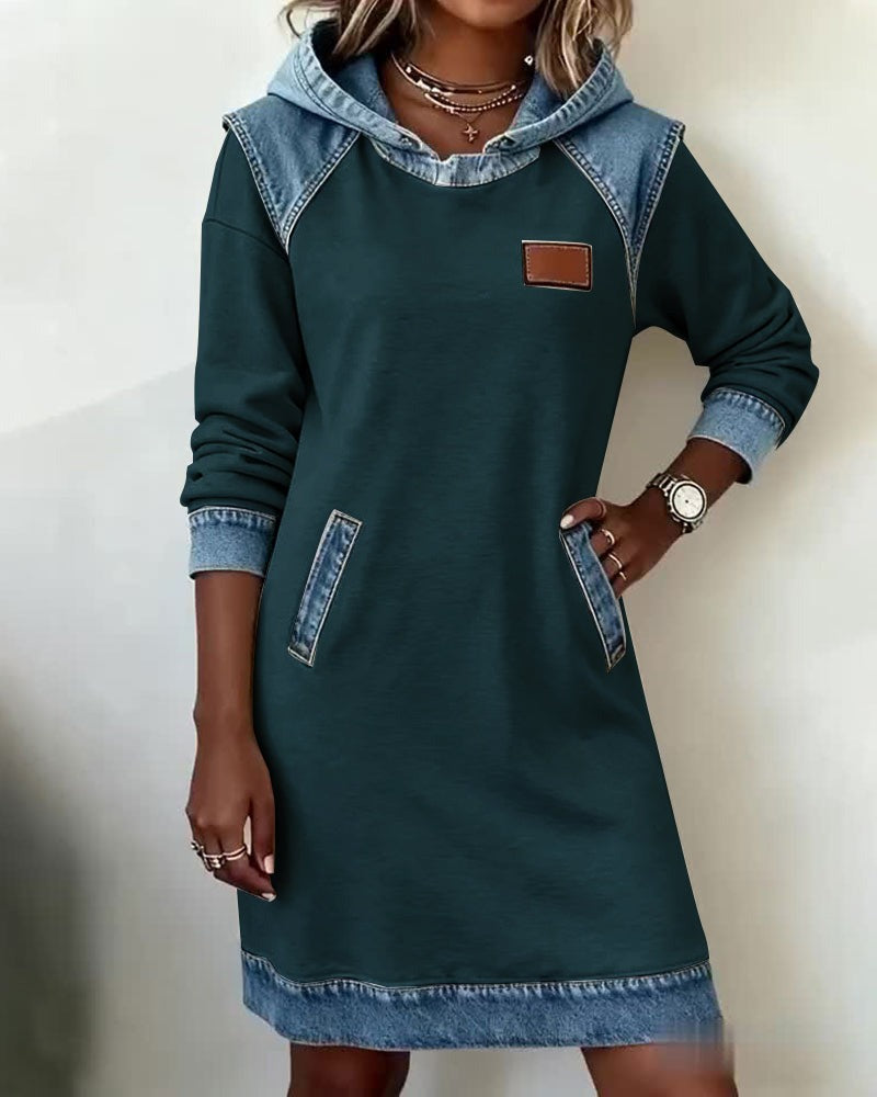 Viktoria – Vestido casual com capuz e detalhes em denim