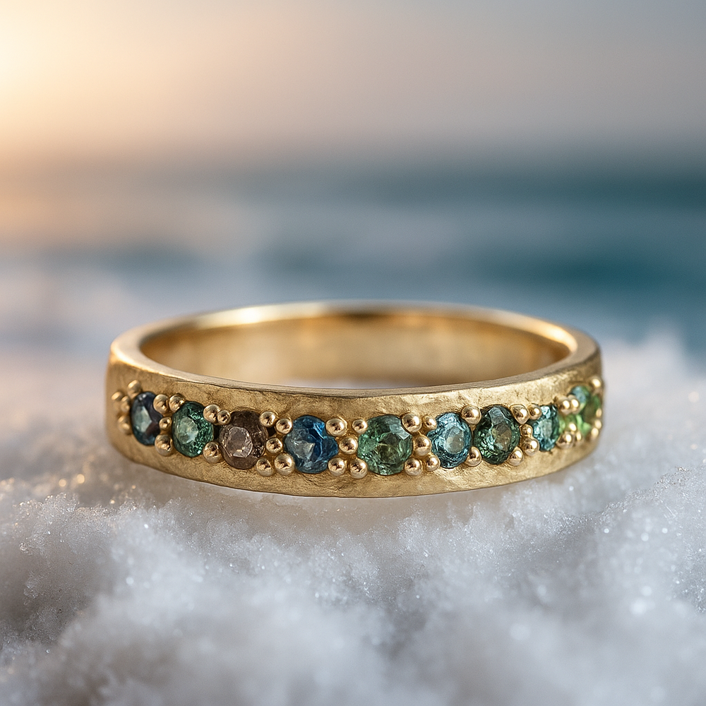 Anel de Gemas Ouro Elegante