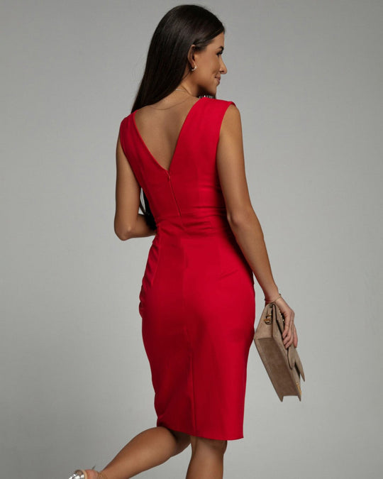 Brenda | Vestido justo com decote em V e fenda