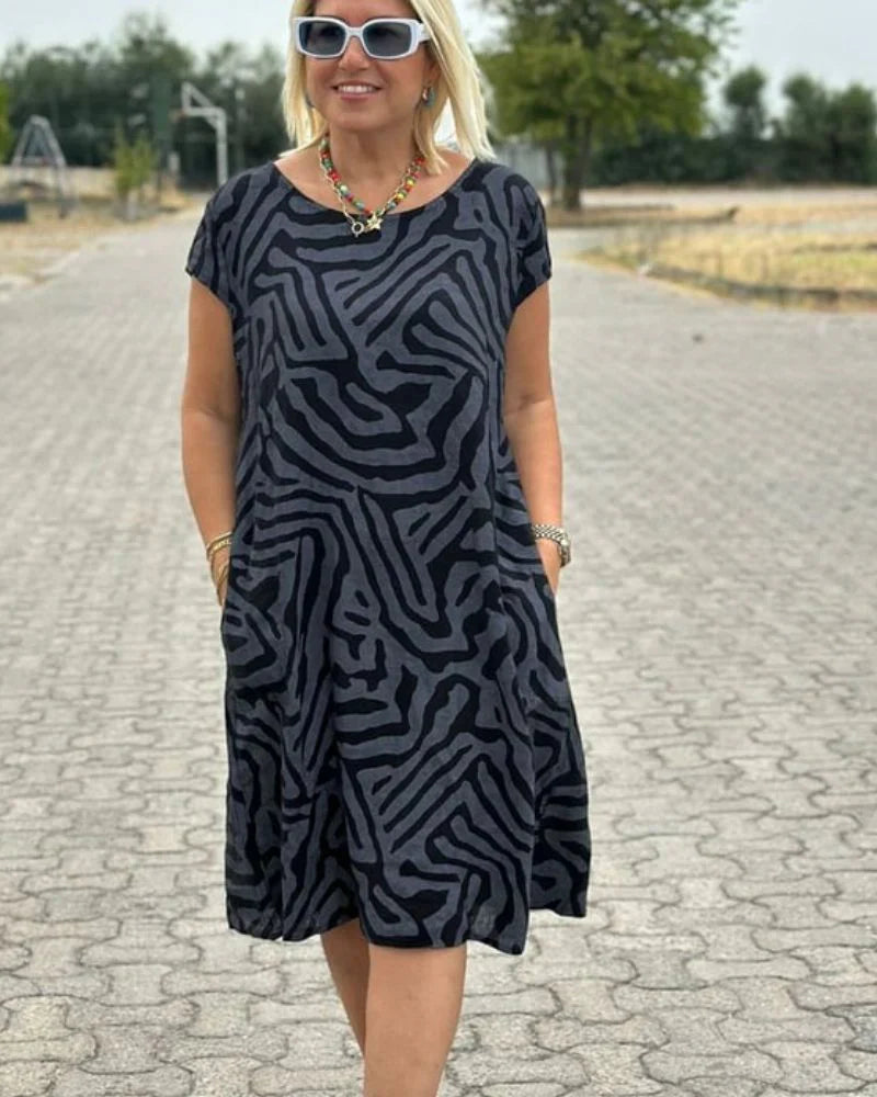 Nelia™ – Vestido de Verão com Decote Redondo e Impressão Bonita