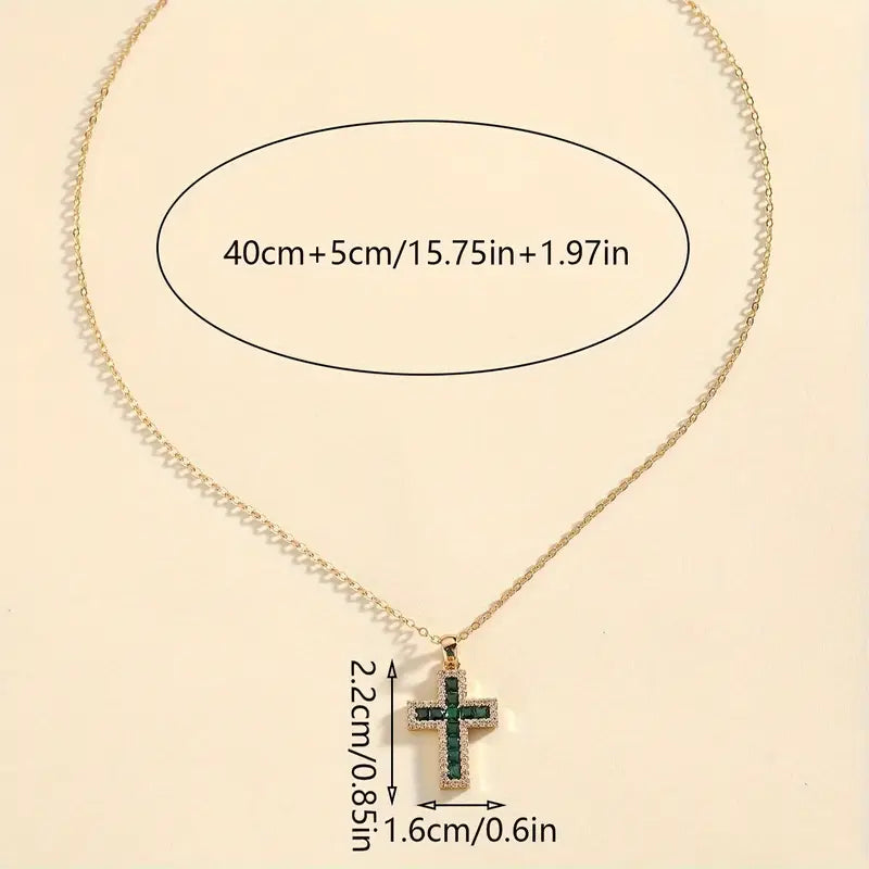 Colar de Ouro com Pingente Cruz de Esmeralda Solene