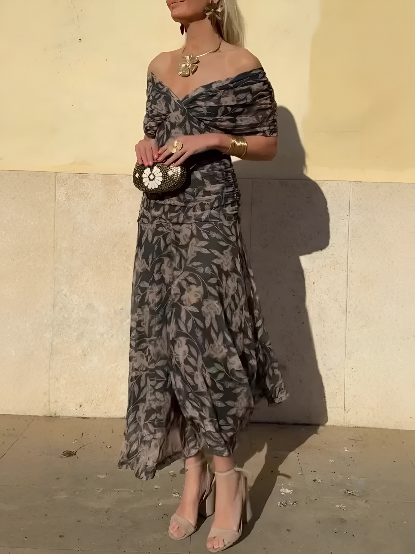 Flora Elegance™ | O vestido que celebra sua feminilidade