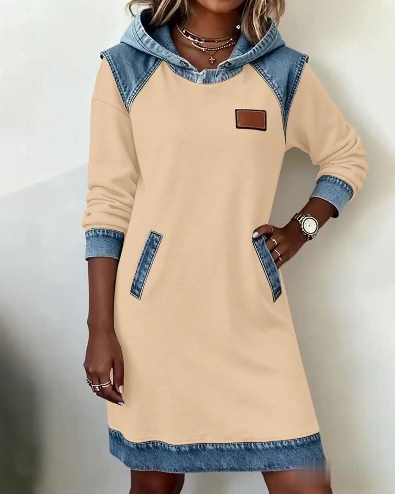 Viktoria – Vestido casual com capuz e detalhes em denim