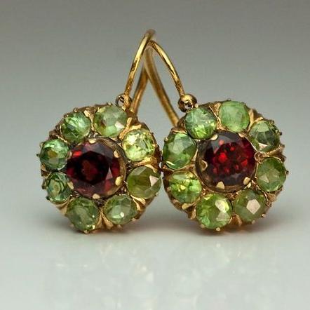 Brincos Vintage Redondos de Cristal Verde e Vermelho