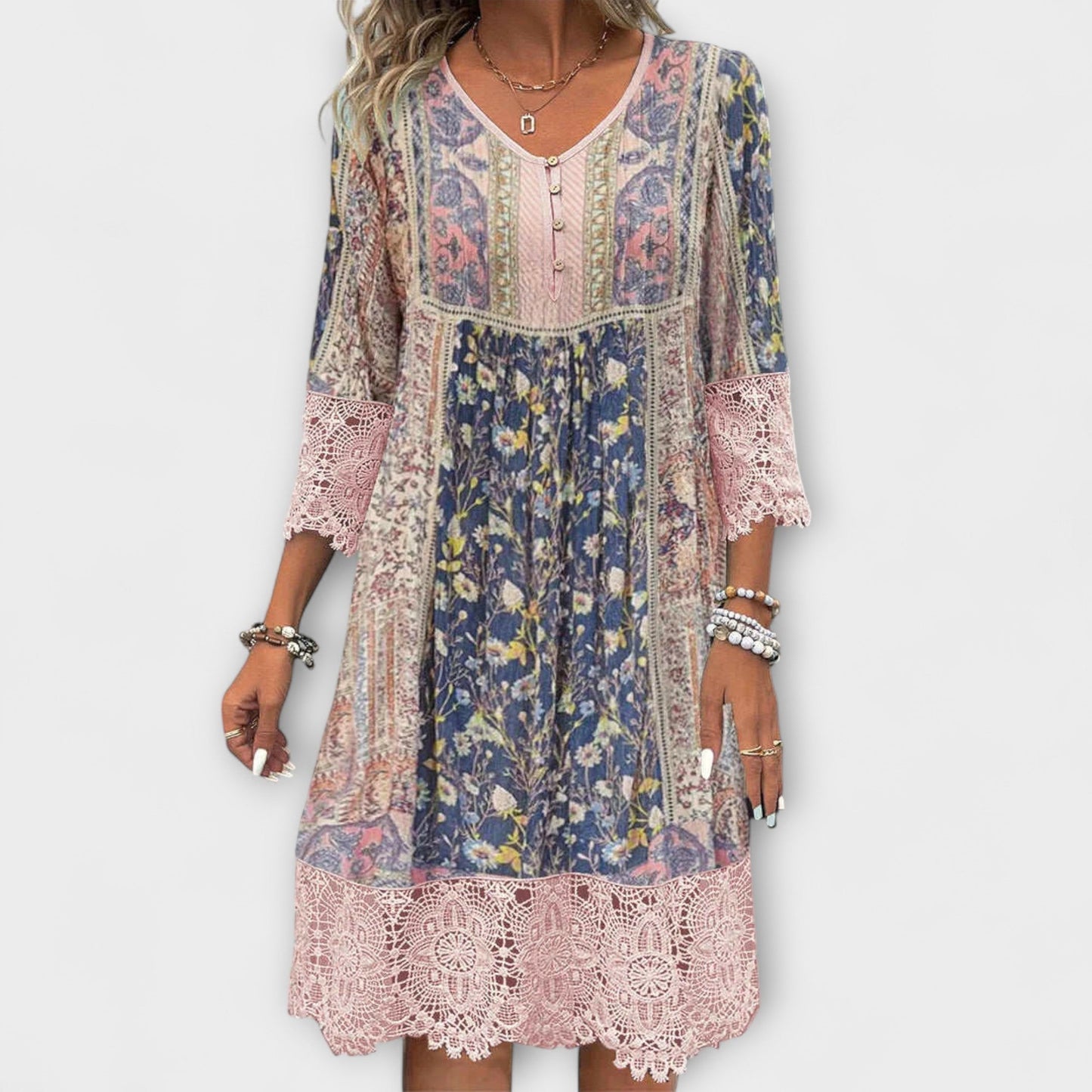 Casey - Vestido Boho com Renda e Estampa Floral Vintage