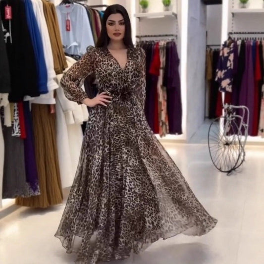 Nalera - Vestido Midi Elegante com Estampa de Leopardo
