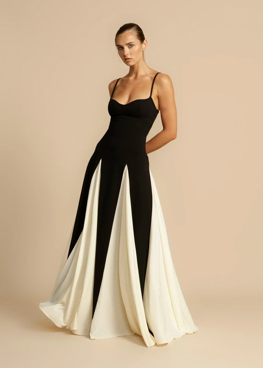 Celia | Vestido Maxi com Babados Elegantes em Contraste