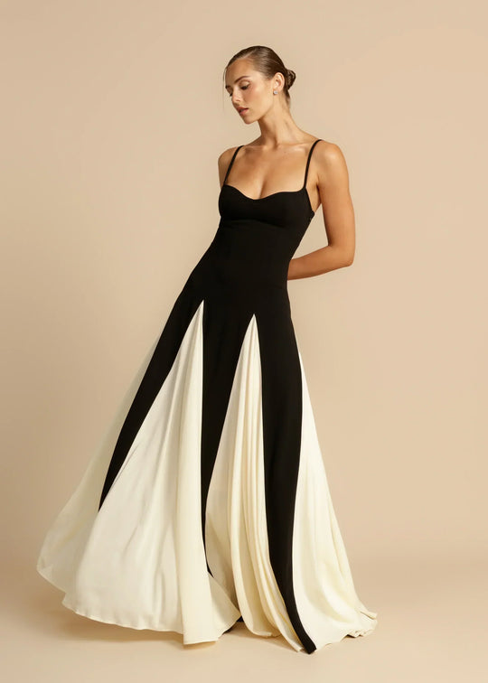 Celia | Vestido Maxi com Babados Elegantes em Contraste