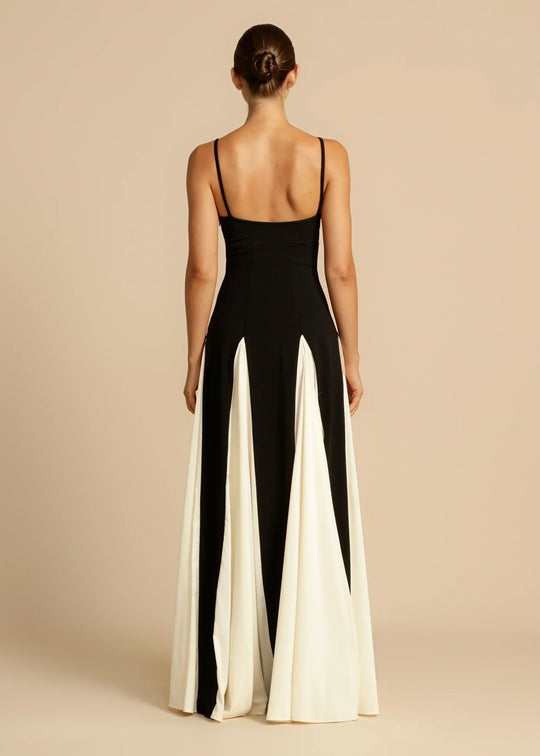 Celia | Vestido Maxi com Babados Elegantes em Contraste