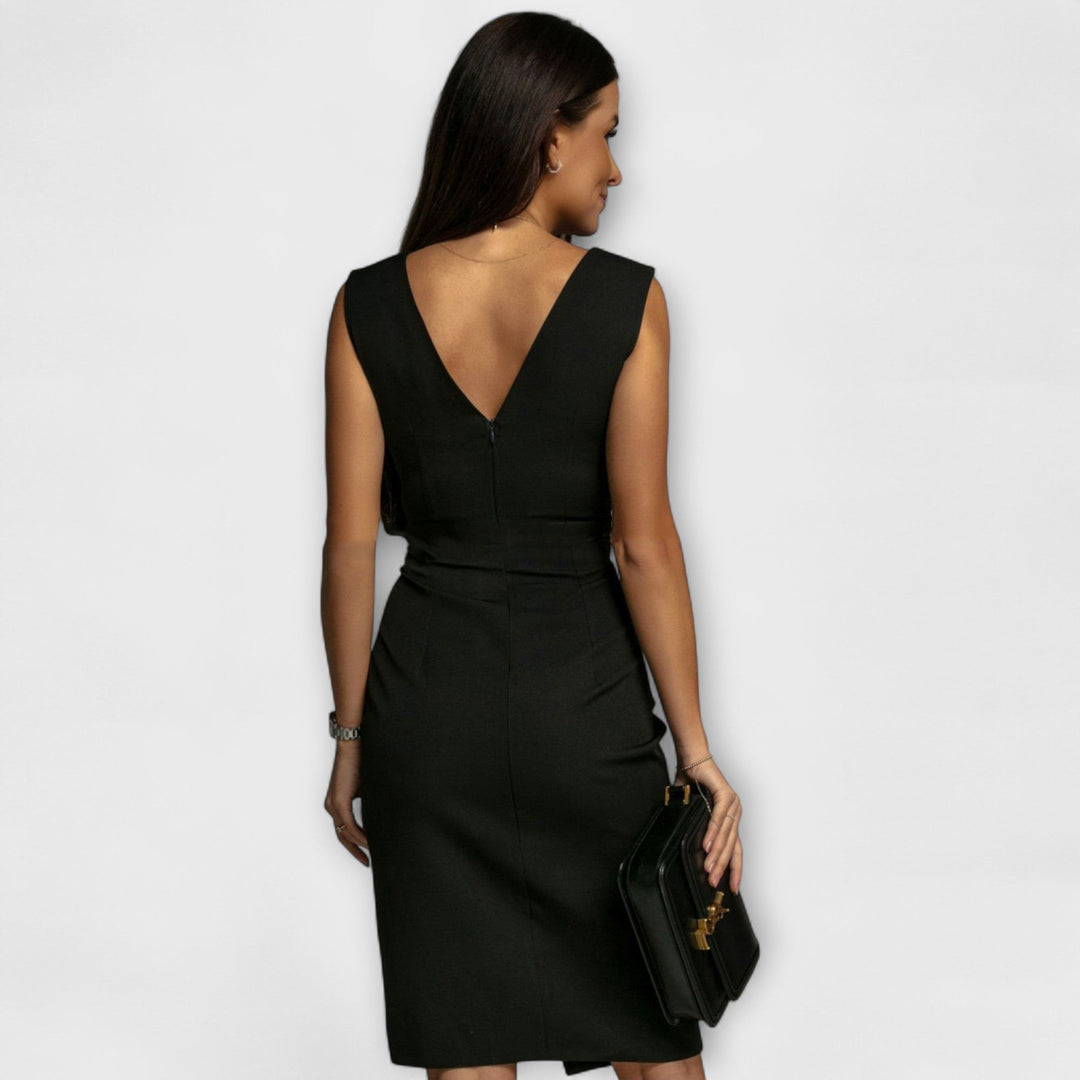 Desi - Vestido Justo com Decote em V