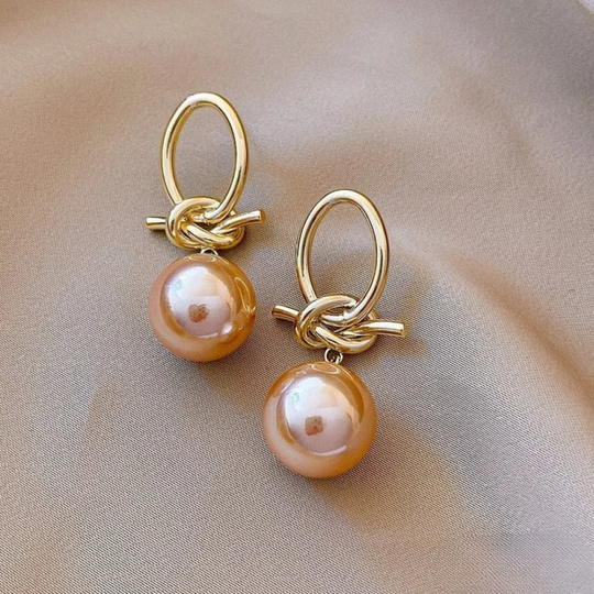 Brincos Elegantes de Pérola