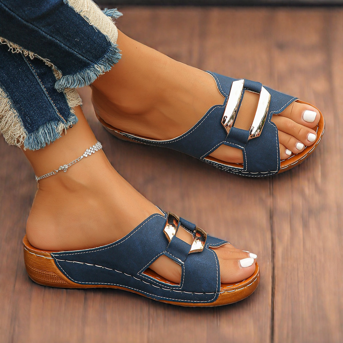 Capri Sandálias Slide com Fivela