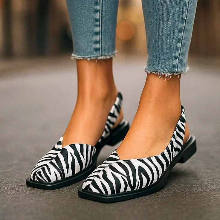 SAPATILHAS VALENTINA SLIP ON