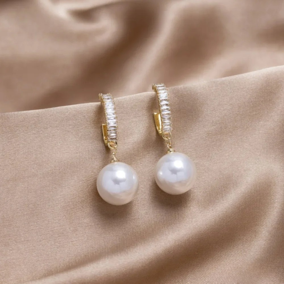 Brincos de Pérola e Zircônia Elegantes