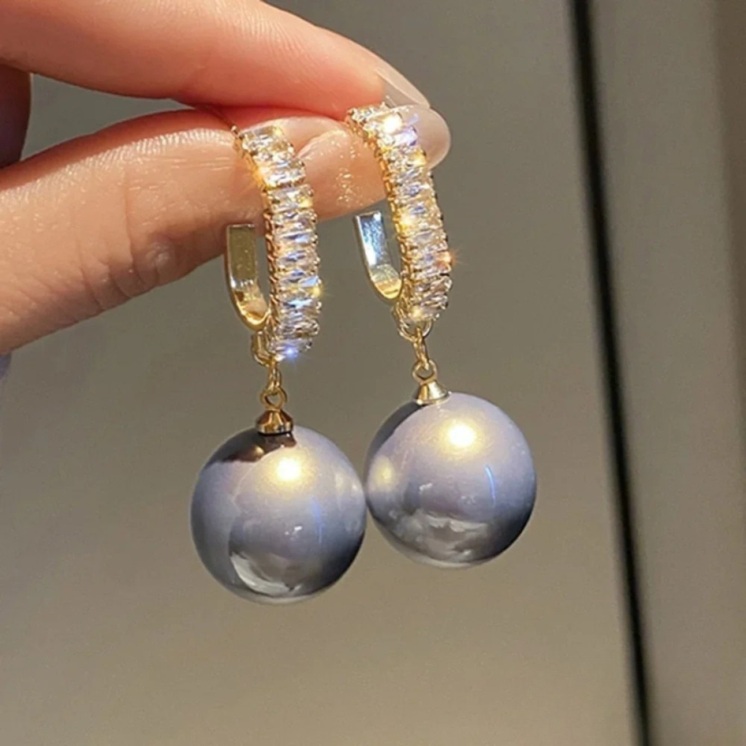 Brincos de Pérola e Zircônia Elegantes