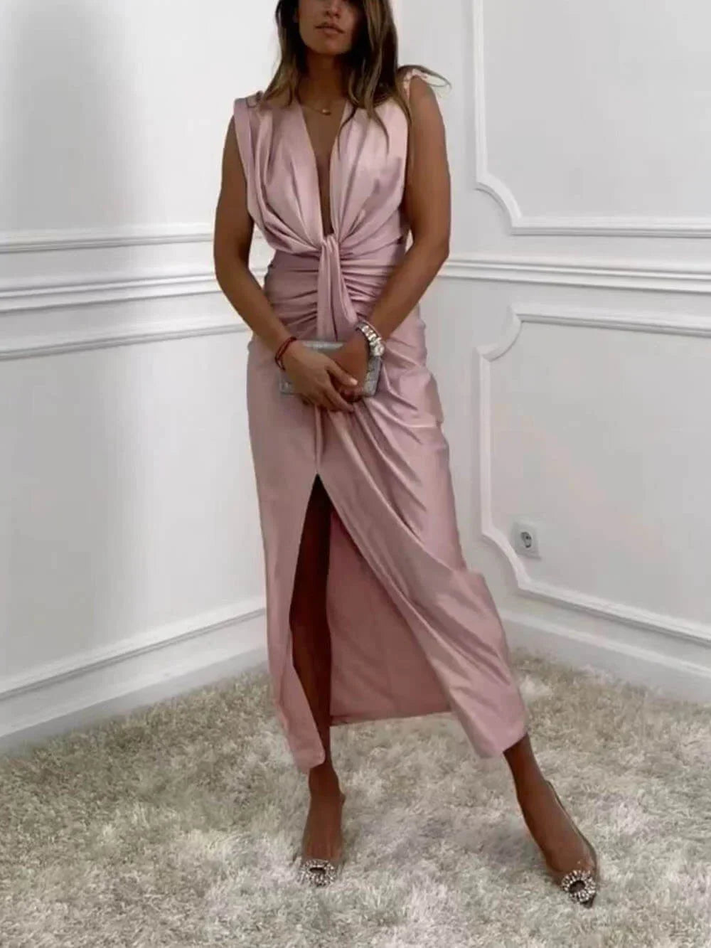 Jolira - Vestido Midi Clássico com Fenda Drapejada