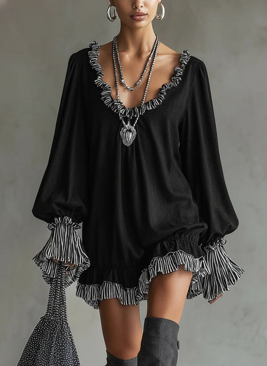 Elara™ – Vestido Mini em Look Suede com Babados e Detalhes Listrados
