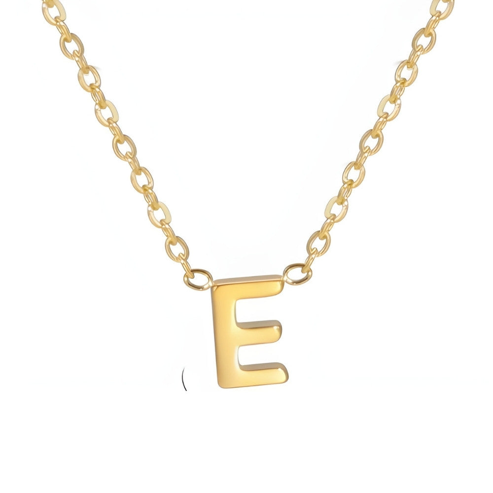 Colar de Inicial Dourada Chic Love Letter