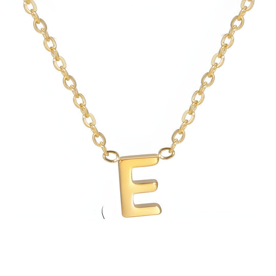 Colar de Inicial Dourada Chic Love Letter