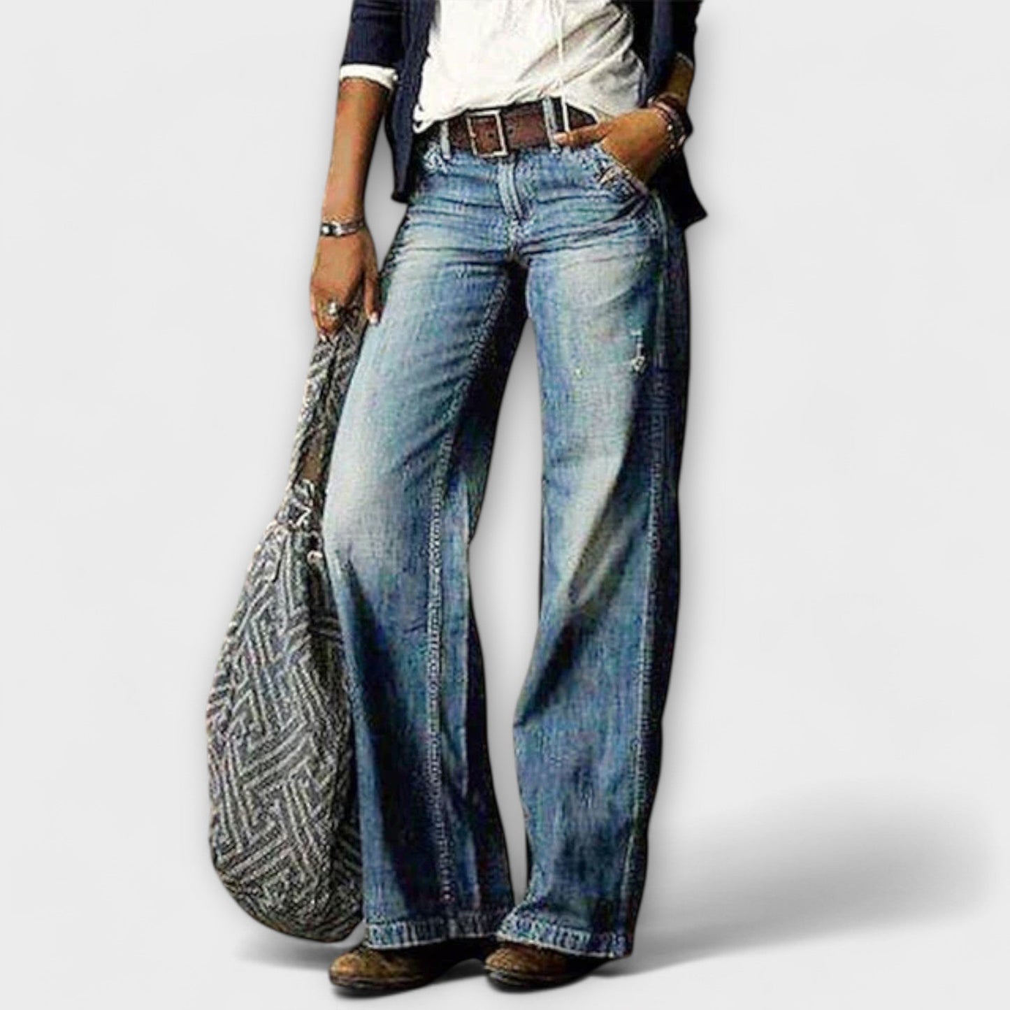 Cess - Calça Jeans com Pernas Largas