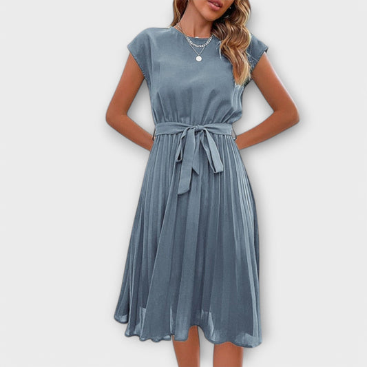 Claire - Vestido Midi Casual de Manga Curta e Plissado