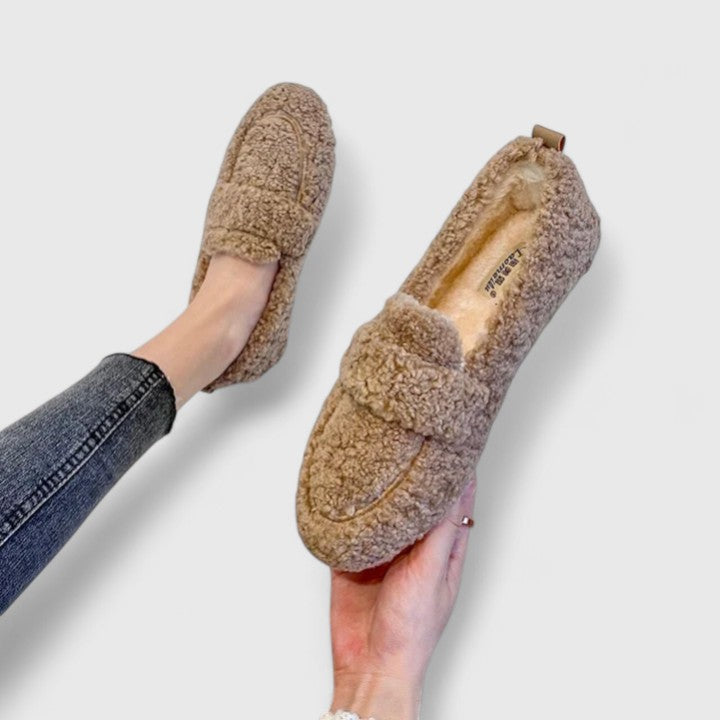 Solenne | Pantufas quentes com design elegante