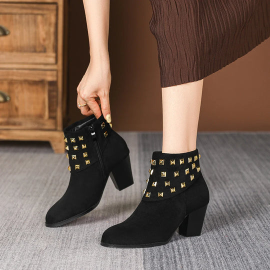 Corvella com Tacão Botas