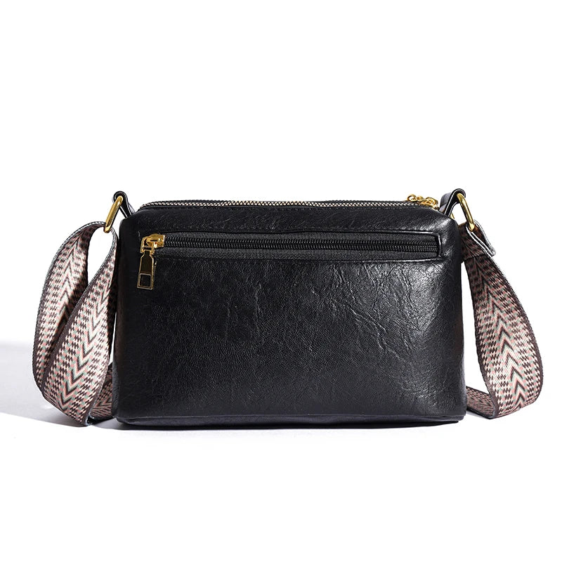 Bolsa de ombro em couro refinado Amanda