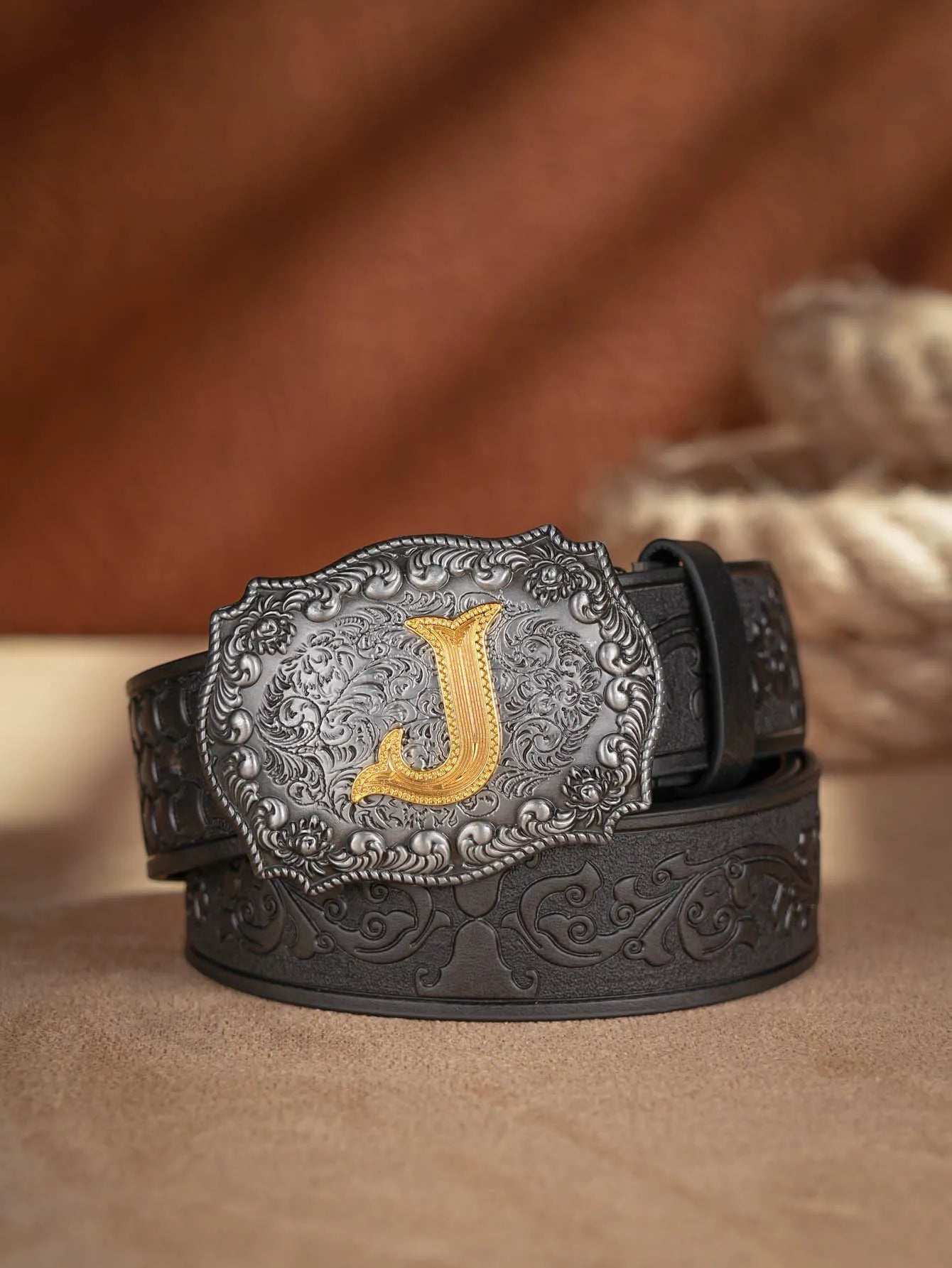 Cinto de couro Honor Lasso com inicial personalizado