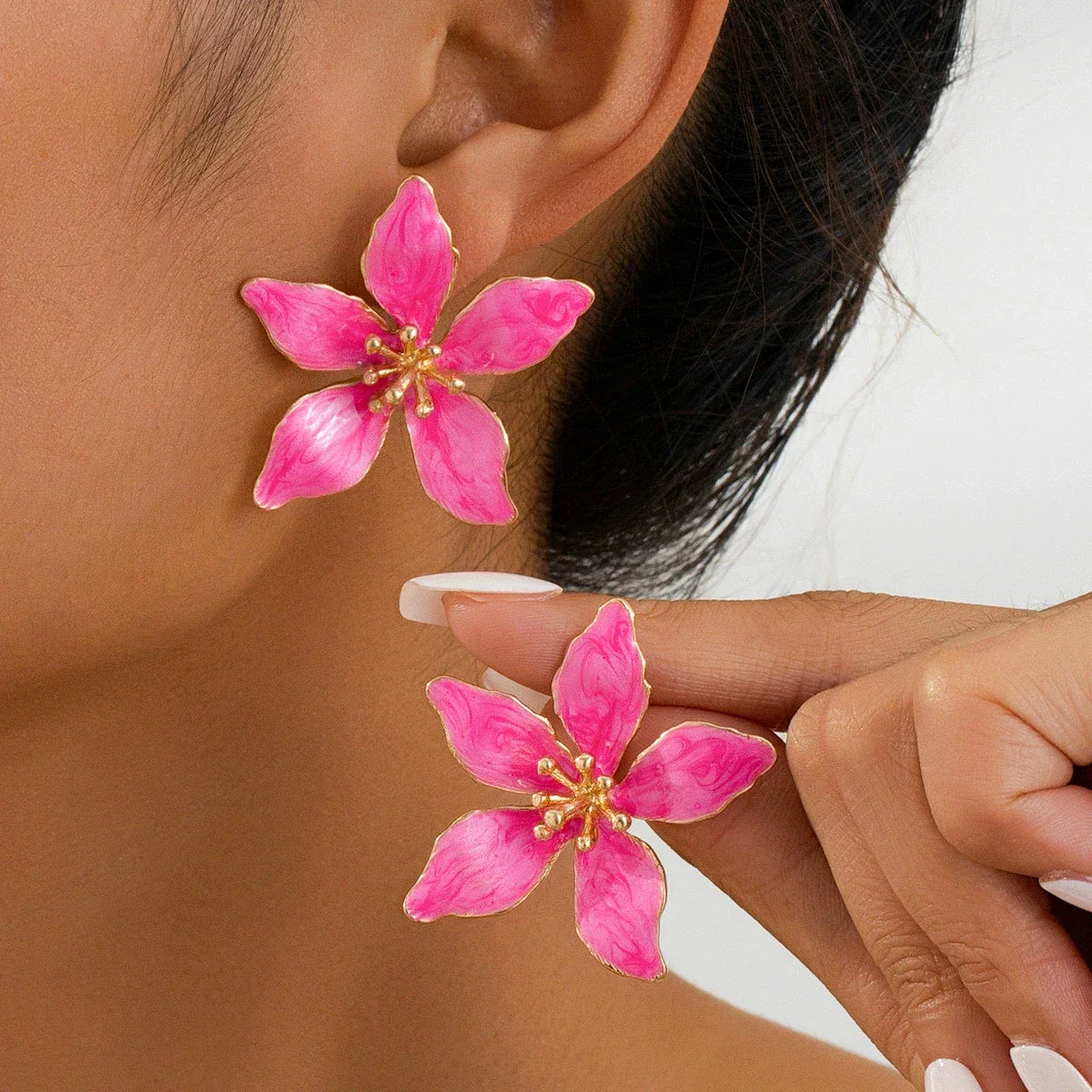 Brinco de Estrela de Flores de Esmalte Bold para o Verão