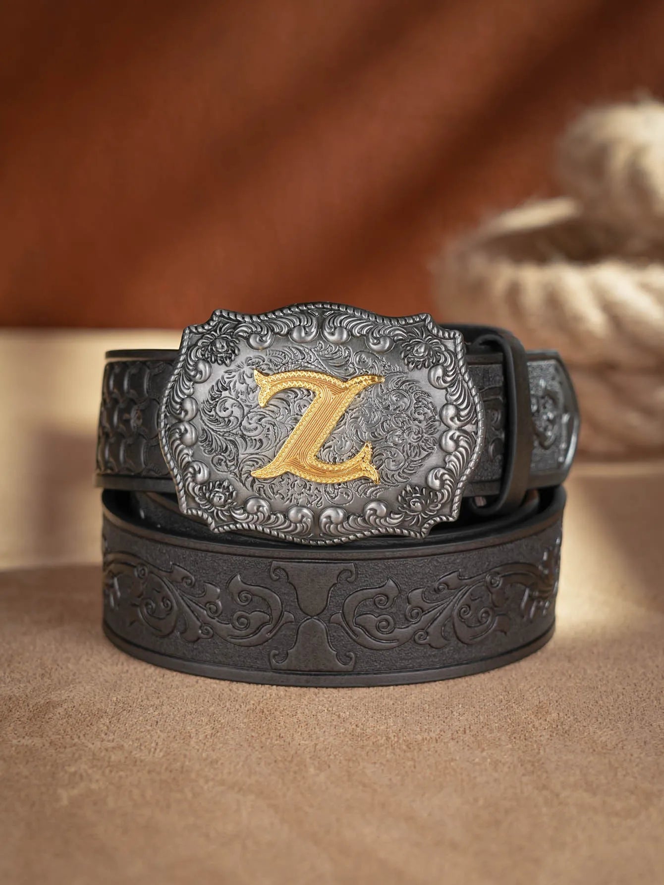 Cinto de couro Honor Lasso com inicial personalizado