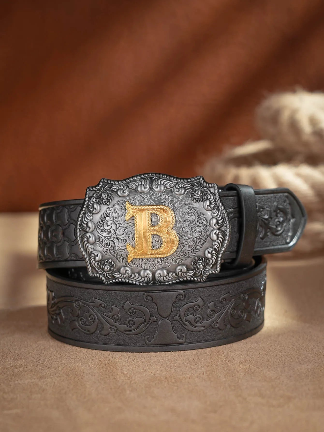 Cinto de couro Honor Lasso com inicial personalizado