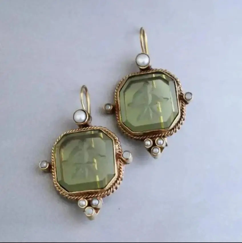 Brincos de Pérola Geométricos Elegantes e Vintage