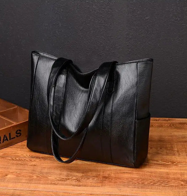 Susan - Bolsa de Ombro de Couro Luxuosa Minimalista