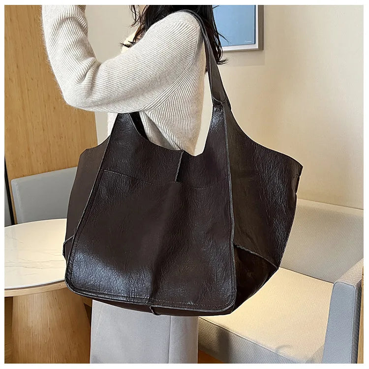 Ruth - Bolsa Tote de Couro Atemporal