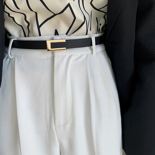 Carol Cinto preto elegante