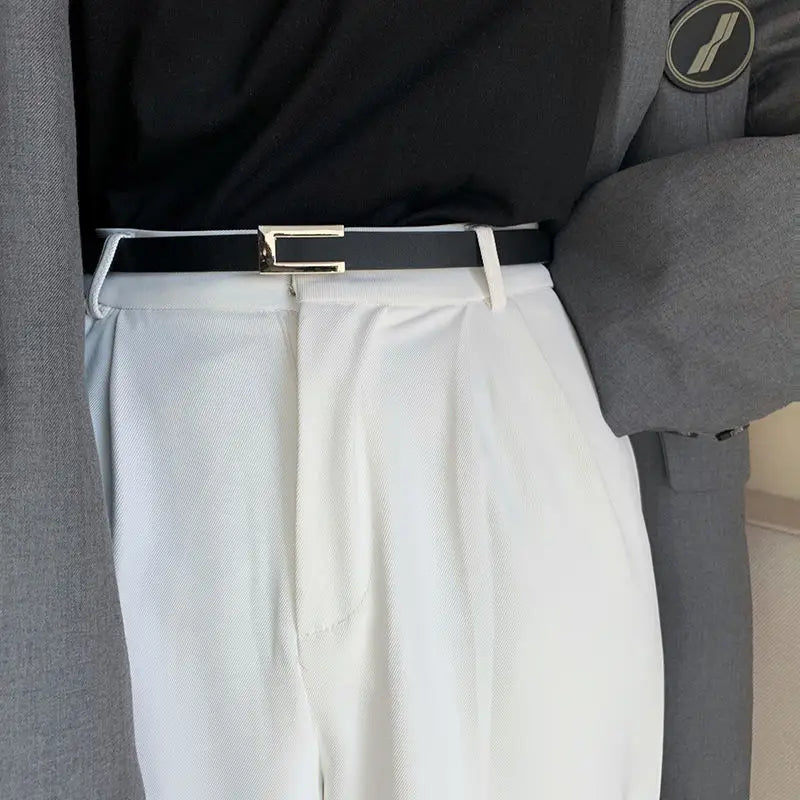 Carol Cinto preto elegante