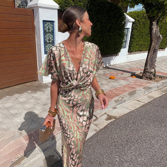Nina – Vestido Elegante de Verão