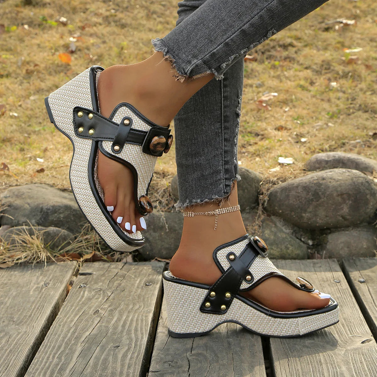 Melvina Gloss Slides