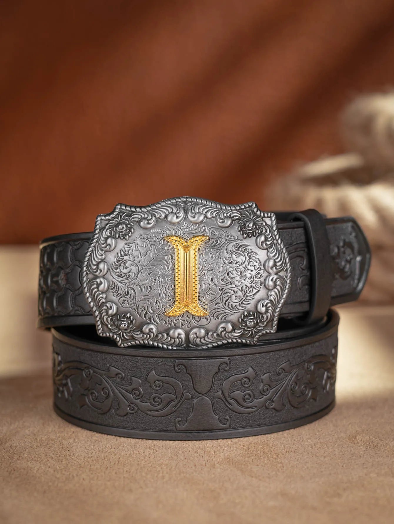 Cinto de couro Honor Lasso com inicial personalizado