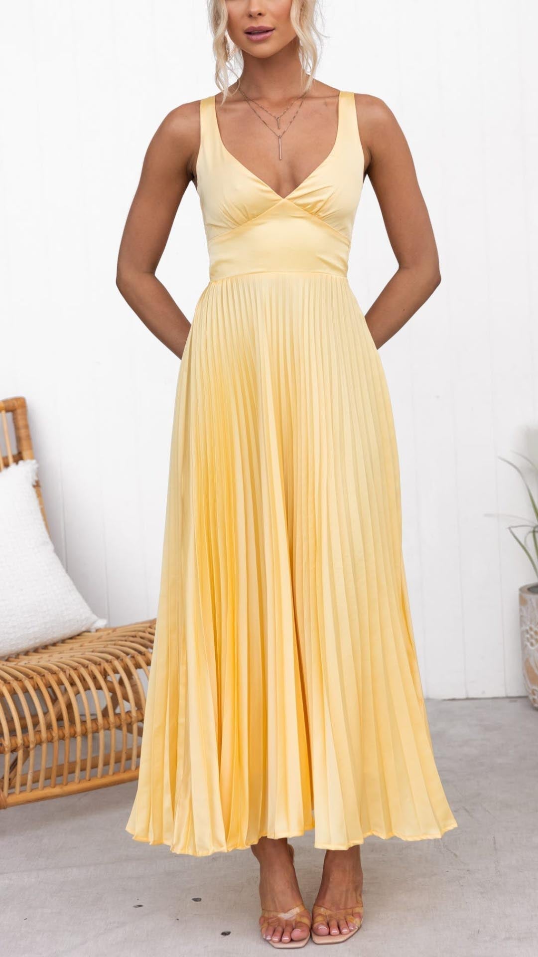 Jane | Vestido Maxi Plissado com Decote em V