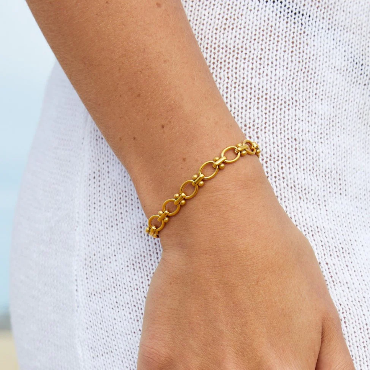 BRACELETE DE CORRENTE DOURADA