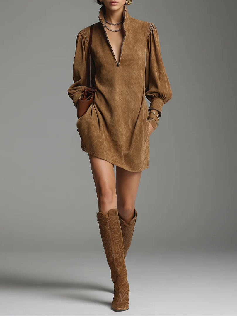 Vestido Mini de Gola Alta