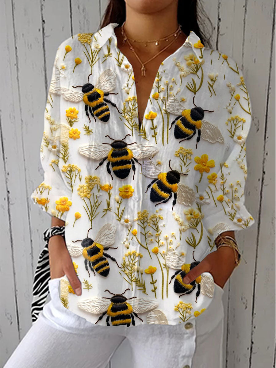 Blusa Katelyn™ com Estampa de Abelha Dourada